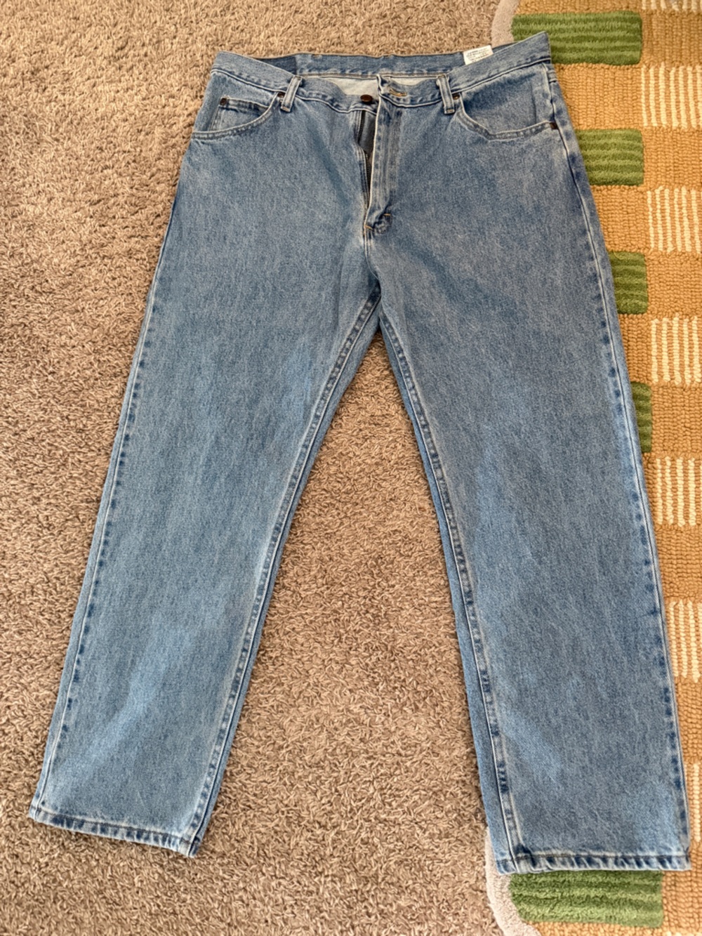 NWT Wrangler Regular Fit Jeans 36x29